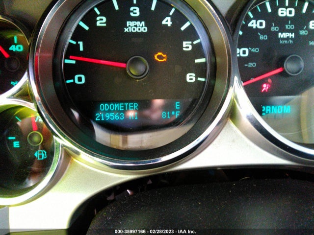 2013 CHEVROLET SILVERADO 1500 LT VIN: 1GCRCSE05DZ143675