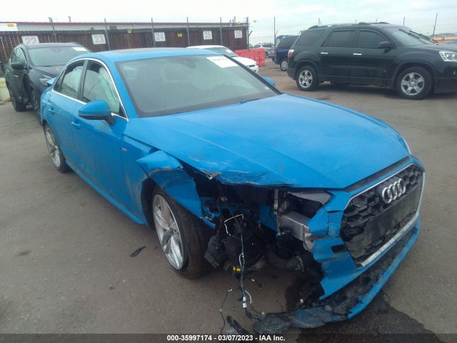 2022 Audi A4, VIN: WAUEAAF48NN015307