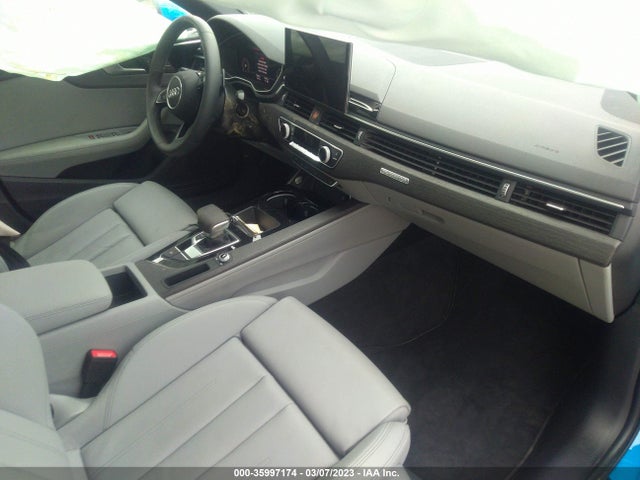 2022 Audi A4, VIN: WAUEAAF48NN015307