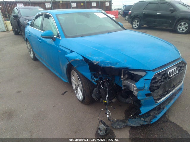 2022 Audi A4, VIN: WAUEAAF48NN015307