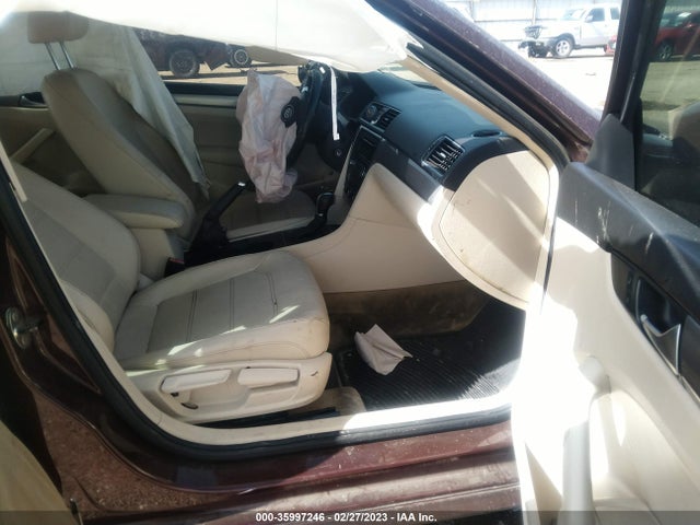 1VWAS7A32EC094269 Volkswagen Passat Wolfsburg Ed