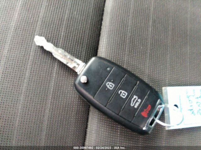 KNAFX6A88G5574725 KIA Forte Koup Ex
