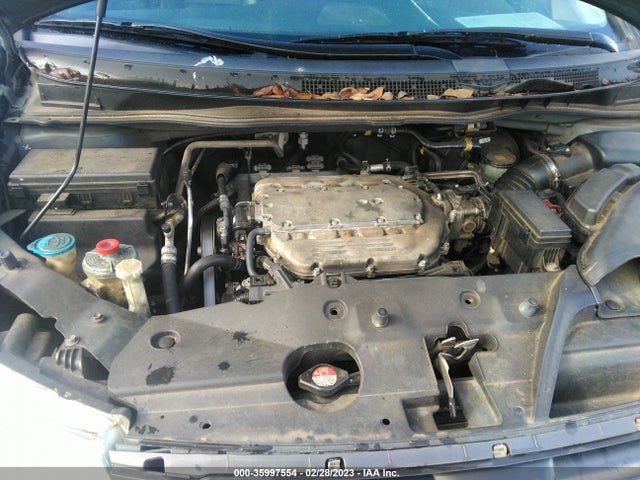 2011 HONDA ODYSSEY EX-L VIN: 5FNRL5H62BB058927