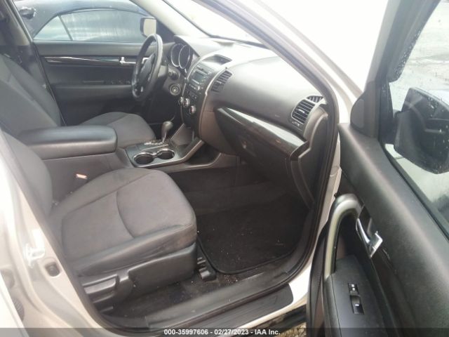 5XYKT3A15CG232052 KIA SORENTO LX