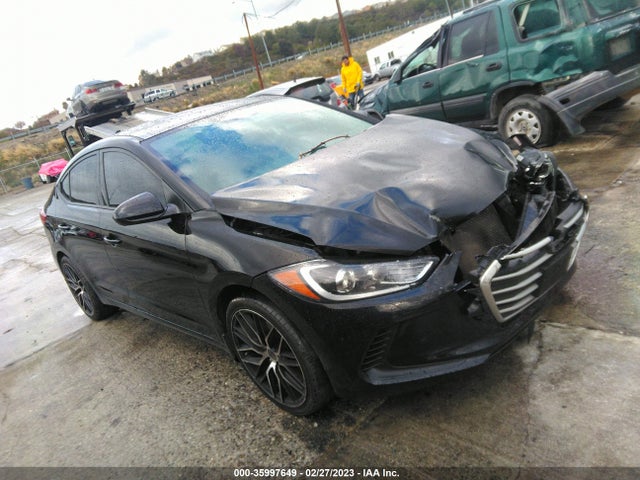 2018 5NPD84LF8JH225742 main image