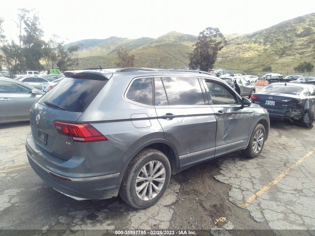 3VV3B7AX8JM009296 Volkswagen Tiguan Sel/se