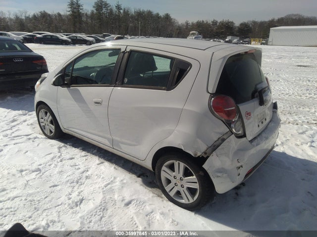 Chevrolet Spark Lt 2014 KL8CD6S95EC533881 Image 3