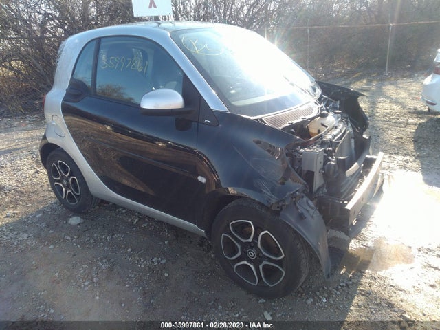 2017 Smart Fortwo, VIN: WMEFJ5DA1HK172403