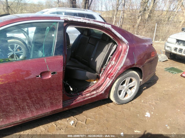 Продаж на аукціоні авто 2015 Chevrolet Malibu Lt, vin: 1G11C5SL5FF219888, номер лоту: 35997871