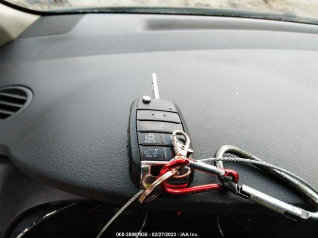 KNDMB5C19G6107150 KIA SEDONA LX