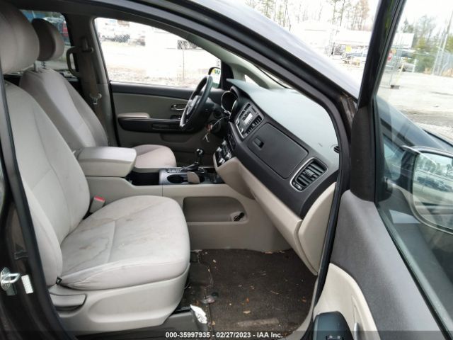 KNDMB5C19G6107150 KIA SEDONA LX