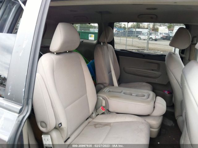 KNDMB5C19G6107150 KIA SEDONA LX