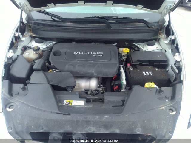 1C4PJLCB7GW173001 Jeep Cherokee Latitude