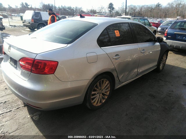 3VWLP7AJ0DM297876 Volkswagen Jetta Sedan Sel W/nav