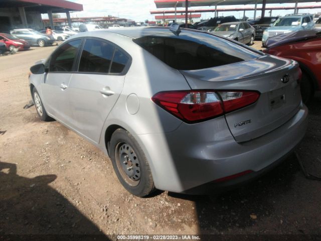KNAFK4A61F5425752 KIA FORTE LX