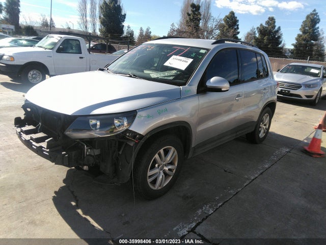 WVGAV7AX6HK023580 Volkswagen TIGUAN