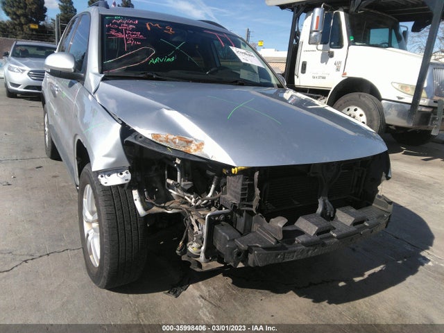 WVGAV7AX6HK023580 Volkswagen TIGUAN