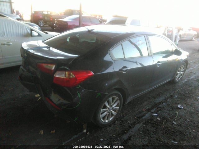 2015 KIA FORTE LX VIN: KNAFX4A64F5359389
