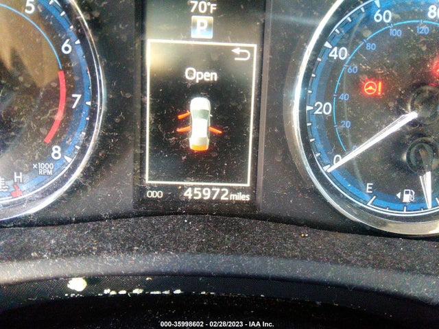 2017 Toyota Corolla, VIN: 5YFBURHE5HP696938