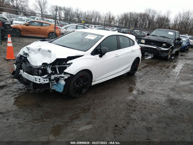 Chevrolet CRUZE LT 2018 3G1BE6SM4JS596441 Image 2