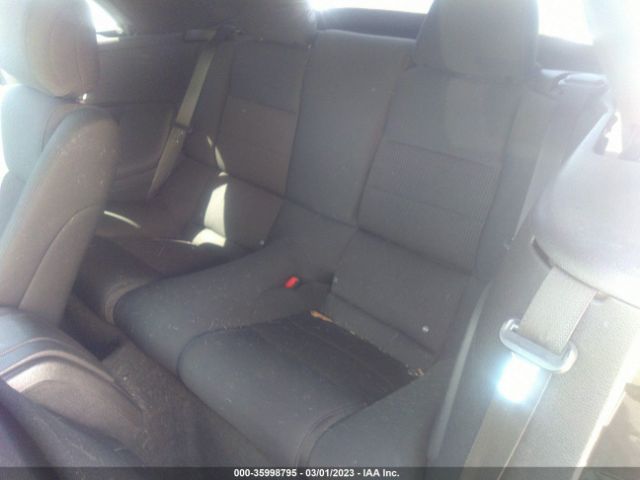 1ZVBP8EM6E5268749 Ford Mustang V6
