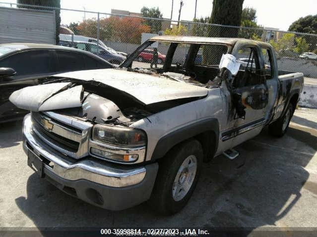 2001 CHEVROLET SILVERADO 1500 LS VIN: 2GCEC19V411186326
