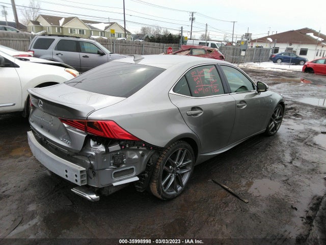 Lexus IS 2017 JTHBA1D29H5060945 Image 4