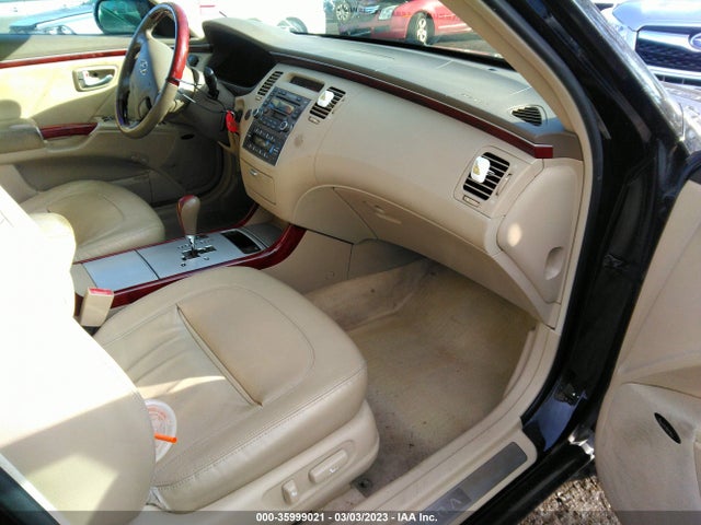 2006 HYUNDAI AZERA SE/LIMITED VIN: KMHFC46F86A117666