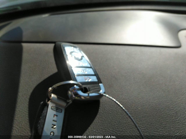 2021 Lincoln Aviator, VIN: 5LM5J7WC1MGL16364