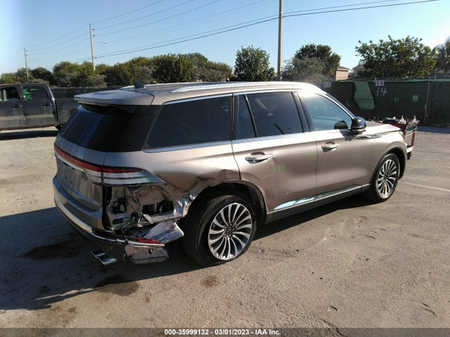 2021 Lincoln Aviator, VIN: 5LM5J7WC1MGL16364