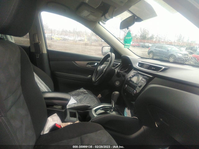 2016 Nissan Rogue, VIN: KNMAT2MVXGP639615