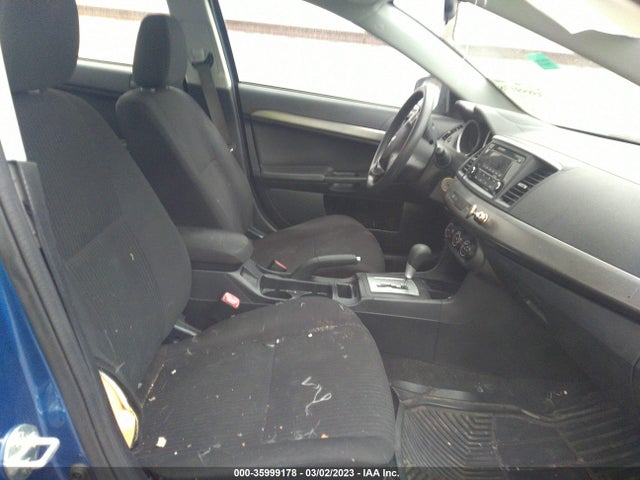 JA32U2FUXFU014930 Mitsubishi LANCER ES