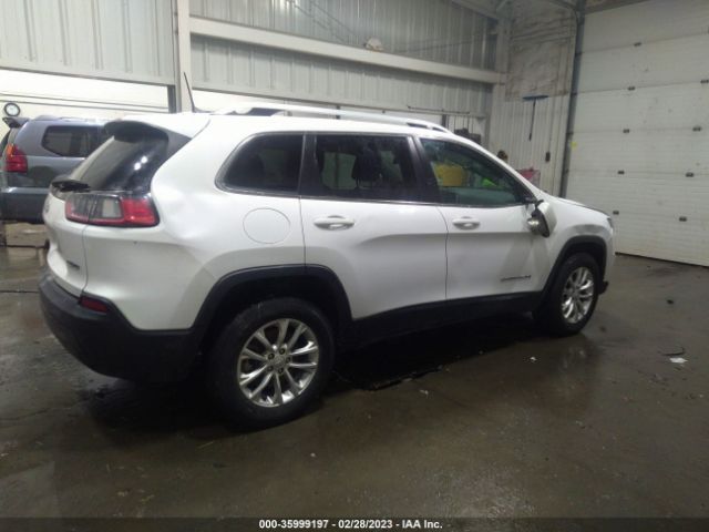 1C4PJMCB5KD372428 Jeep Cherokee Latitude
