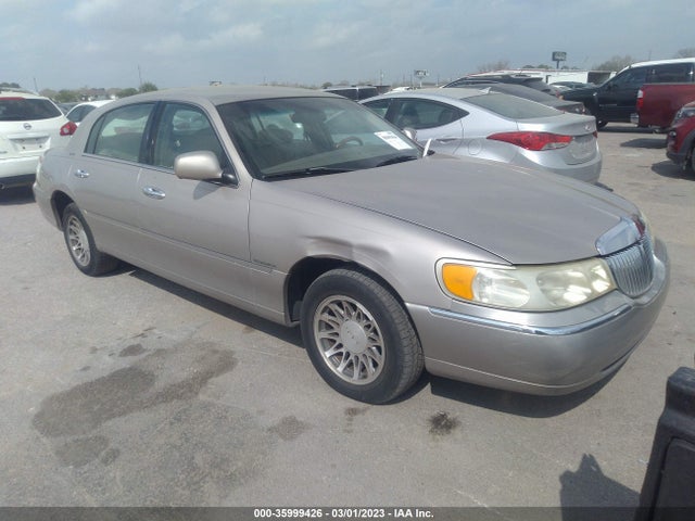 2002 1LNHM82W02Y643004 main image