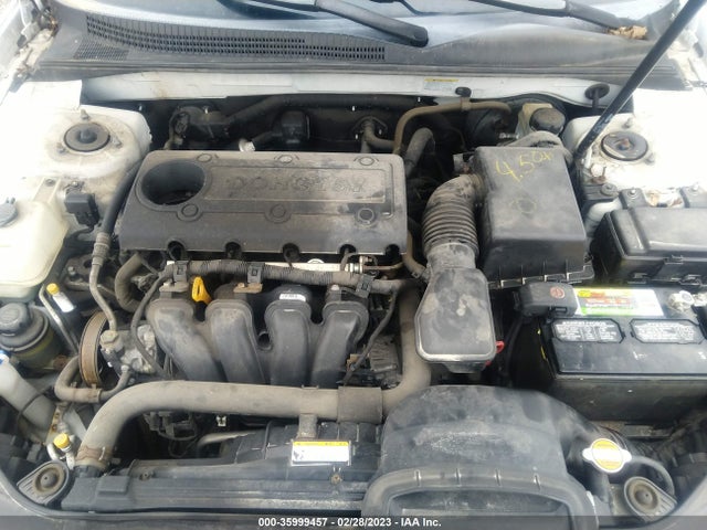2009 HYUNDAI SONATA GLS VIN: 5NPET46C79H484092