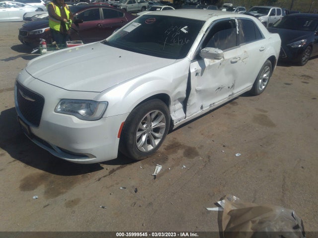 2C3CCAAG4FH755828 Chrysler 300 Limited