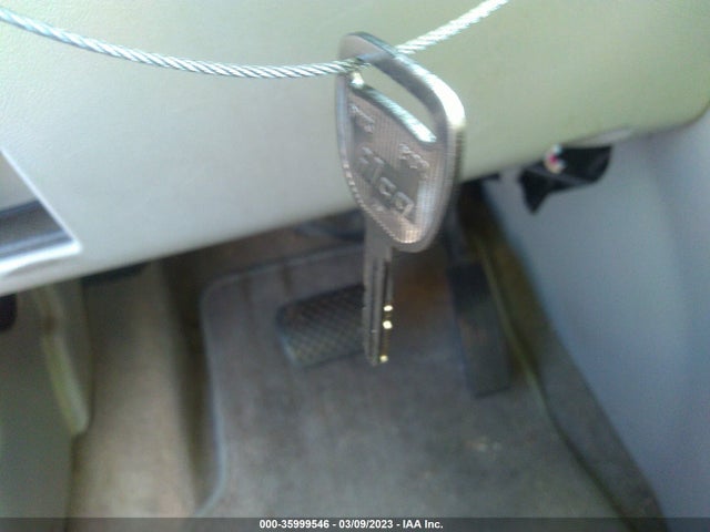 Chevrolet EQUINOX LT 2005 2CNDL73F456055143 Image 3