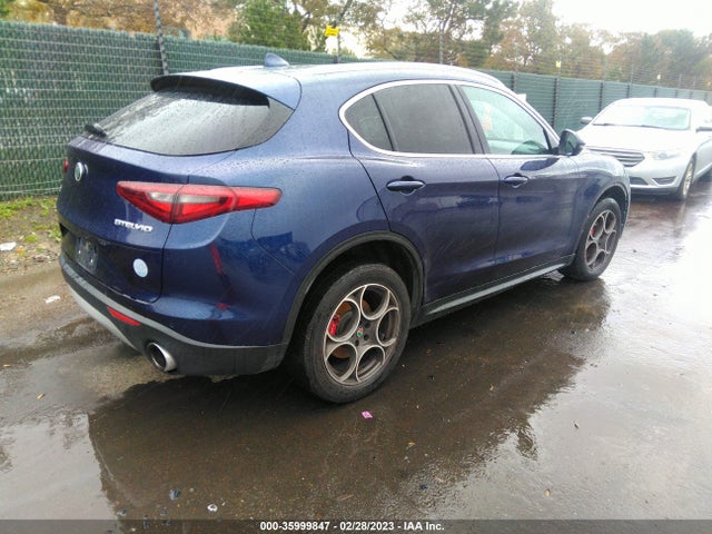 ZASFAKBN5J7B86047 Alfa Romeo STELVIO TI
