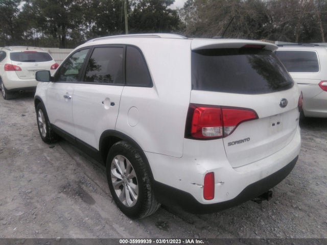 2015 Kia Sorento, VIN: 5XYKU4A79FG658564