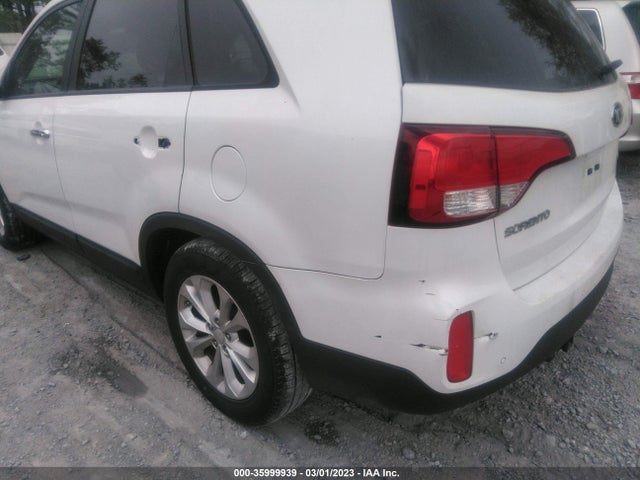 2015 Kia Sorento, VIN: 5XYKU4A79FG658564