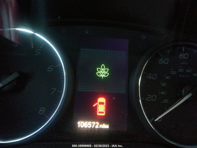 JA4AZ3A35EZ017894 Mitsubishi Outlander Se