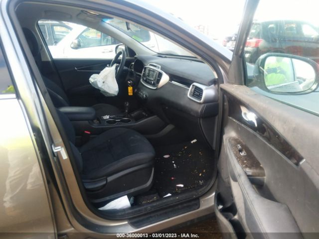 5XYPGDA56HG211527 KIA Sorento Lx V6