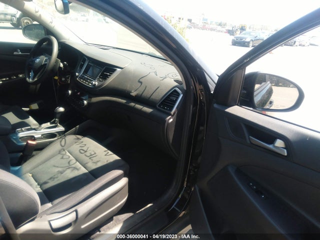 Hyundai TUCSON SE 2017 KM8J23A44HU568933 Image 6