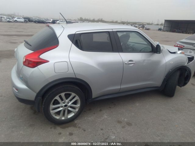 JN8AF5MR6ET350252 Nissan Juke Sv