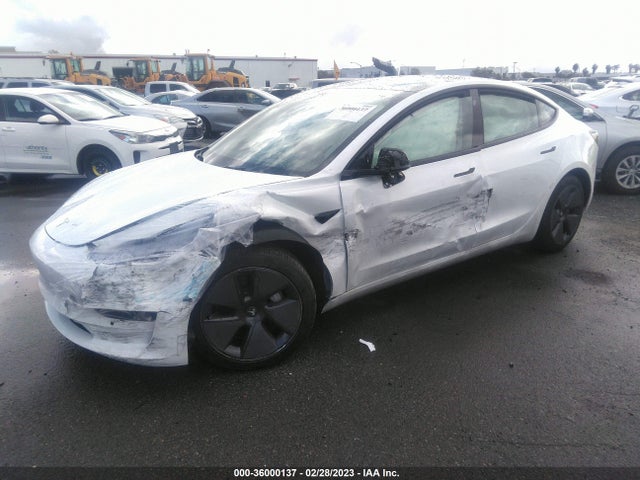 Tesla Model 3 Long Range 2022 5YJ3E1EB4NF228526 Image 2