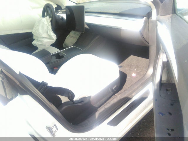 Tesla Model 3 Long Range 2022 5YJ3E1EB4NF228526 Image 5