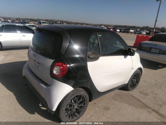 2016 Smart Fortwo, VIN: WMEFJ5DAXGK127099