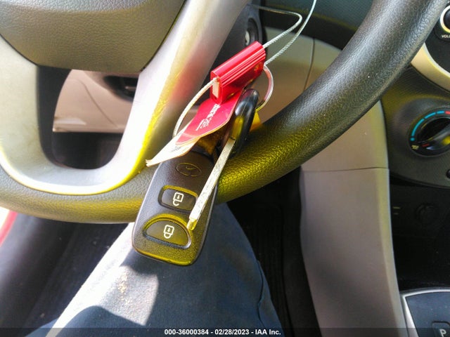 Hyundai ACCENT GLS 2014 KMHCT4AE4EU760627 Image 3