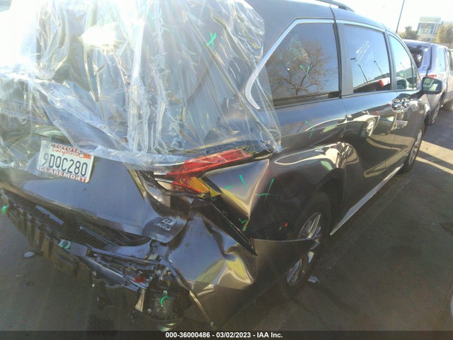Toyota SIENNA XLE 2022 5TDJRKEC7NS136655 Image 4