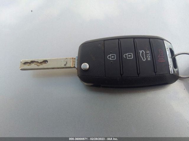 3KPA24AD5LE330266 KIA RIO S